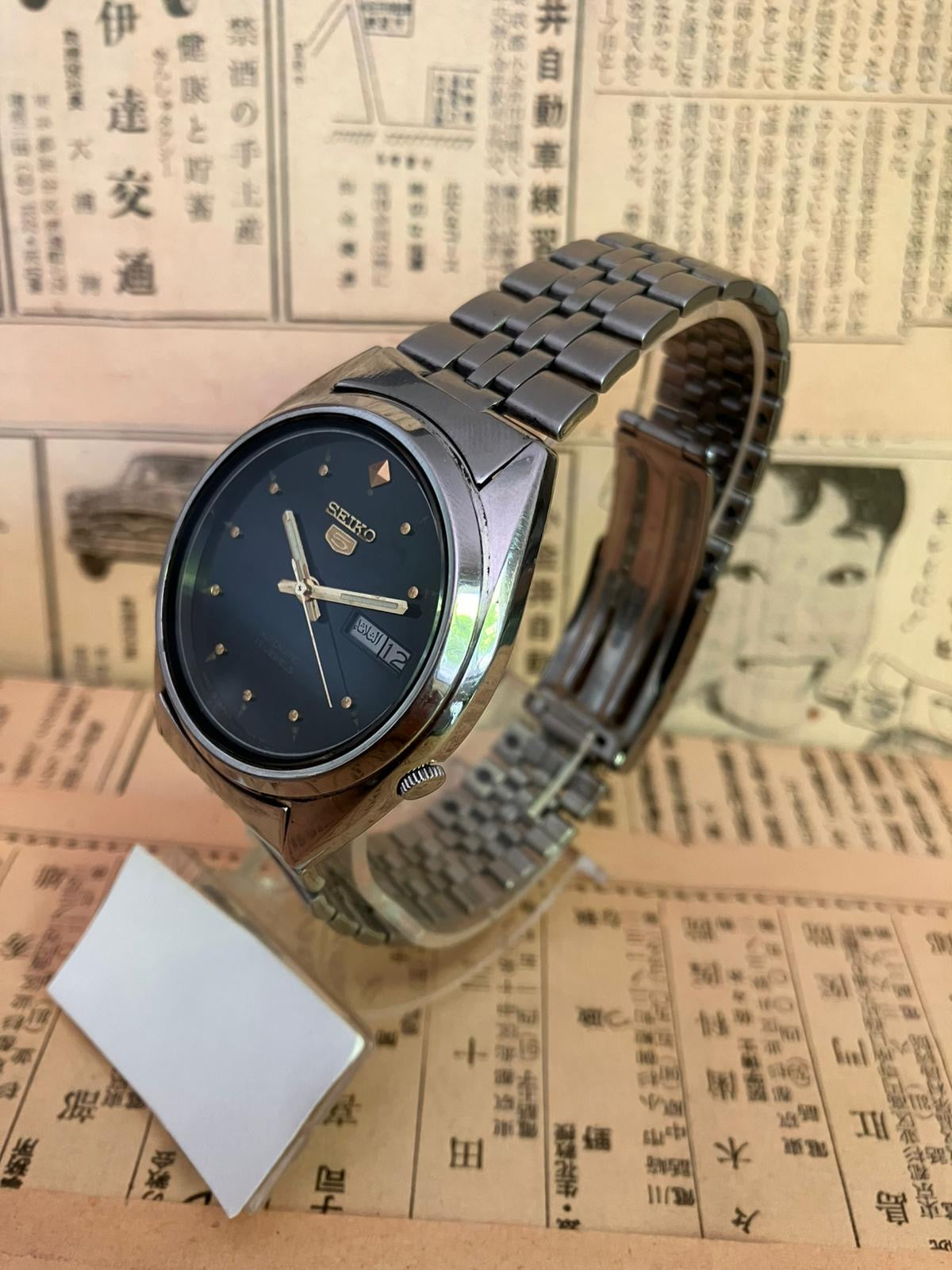 Seiko 5 - 7009 Black (1983)
