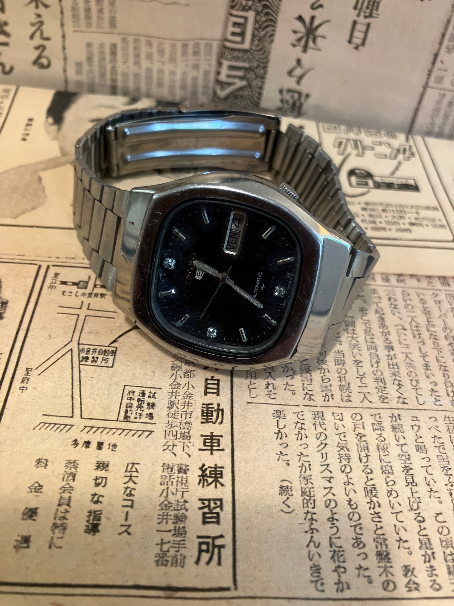 Seiko 5 - 7009 Black stripe TV Case (1973)