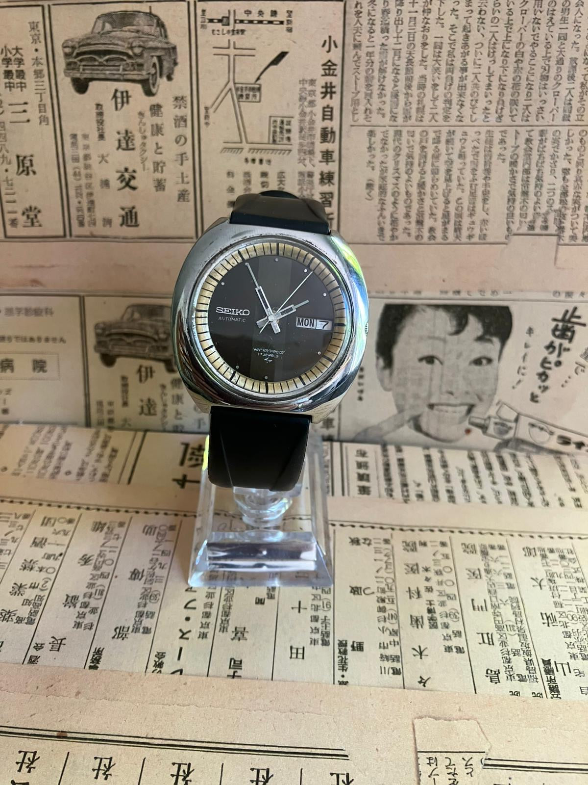 Seiko Automatic - 7006-6020 Black/Yellow