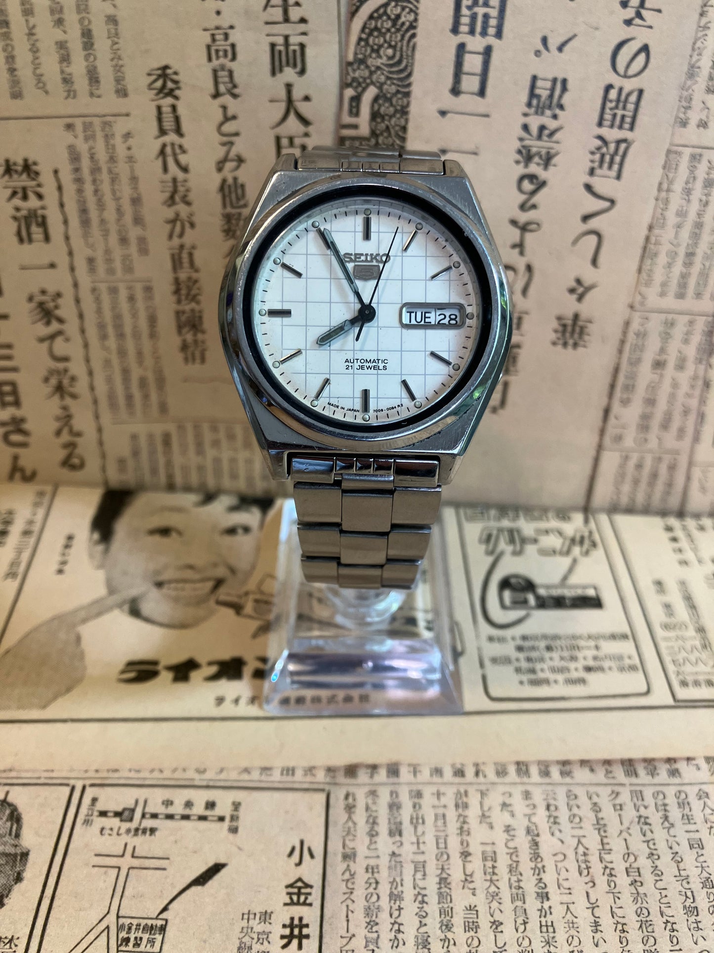 Seiko 5 - 7S26 White grid (1998)