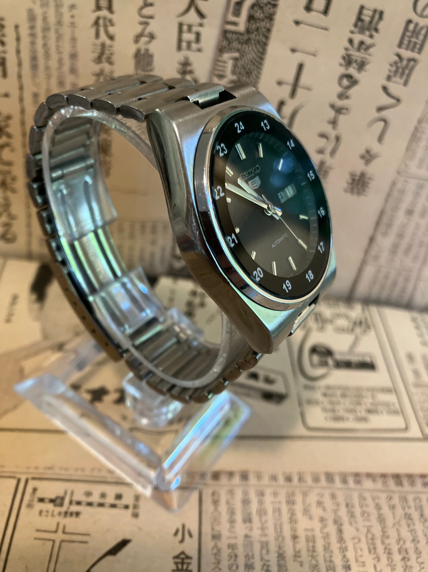 Seiko 5 - 7009 'Railway Time' Black (1989)