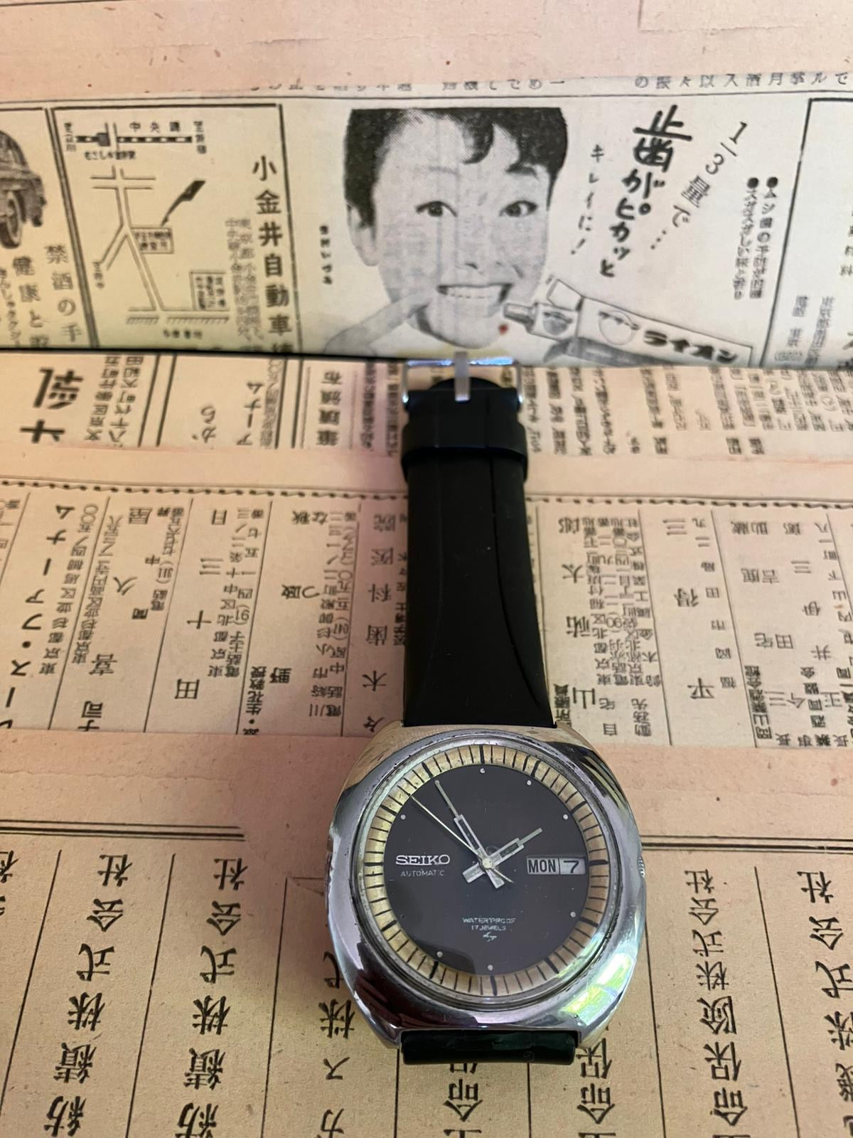 Seiko Automatic - 7006-6020 Black/Yellow