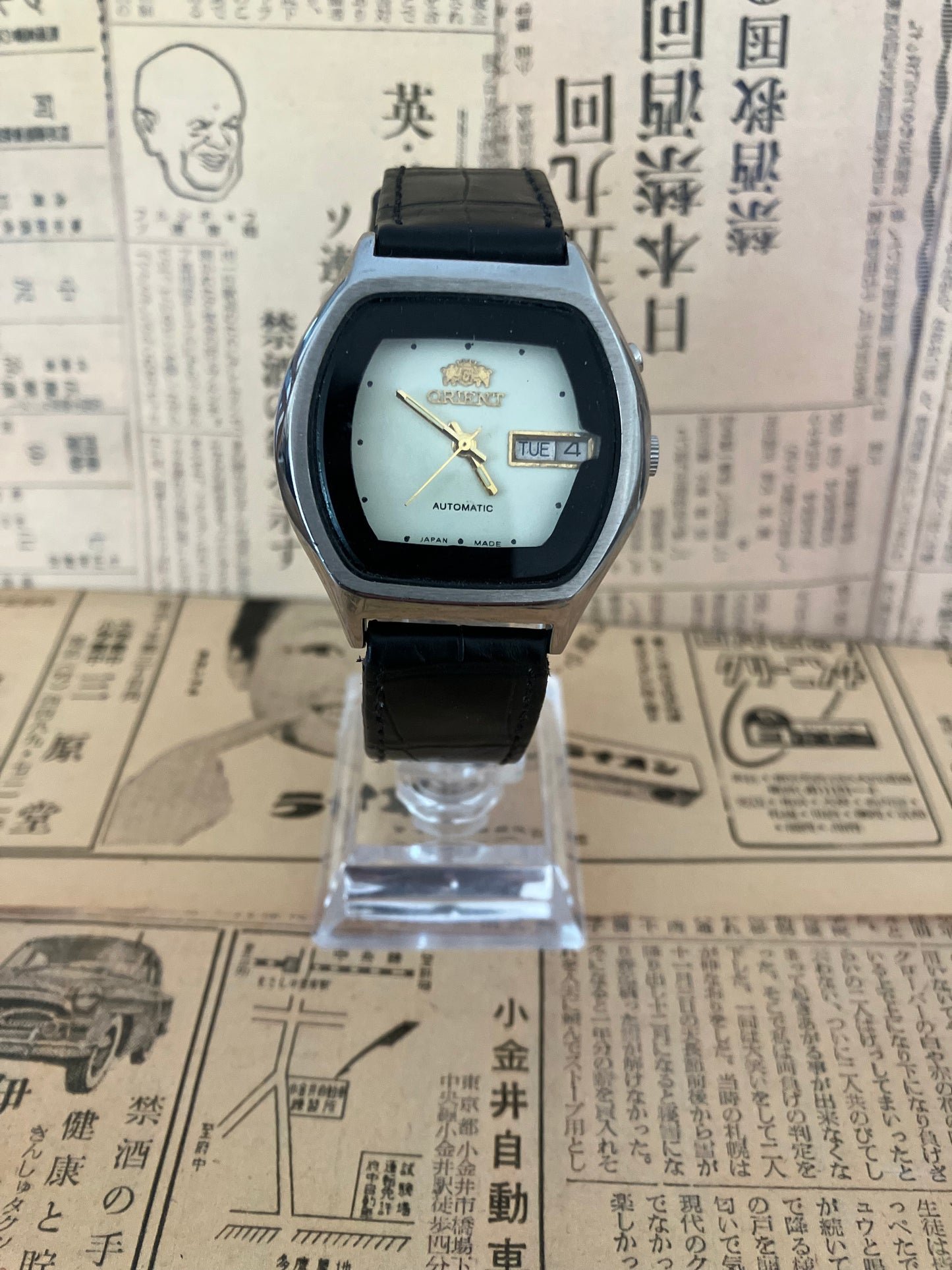 Orient Automatic - White TV case (1977)