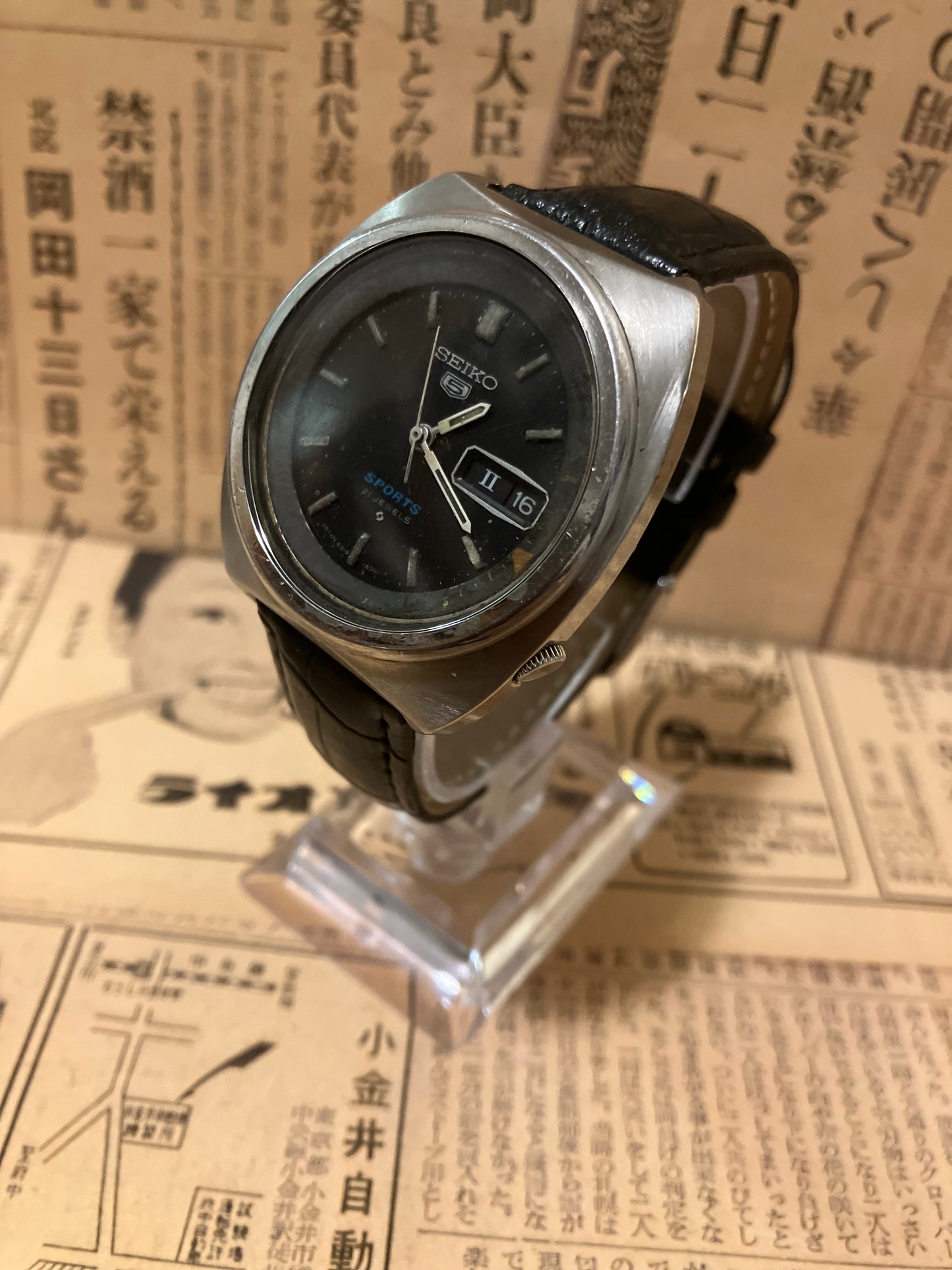 Seiko 5 Sports - 6319 Black (1983)