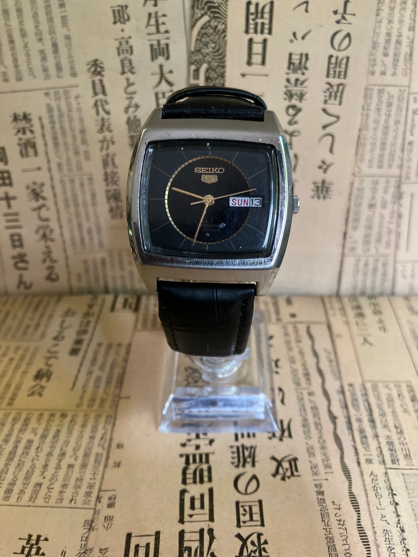 Seiko 5 - 6319 Blue TV Case (1977)