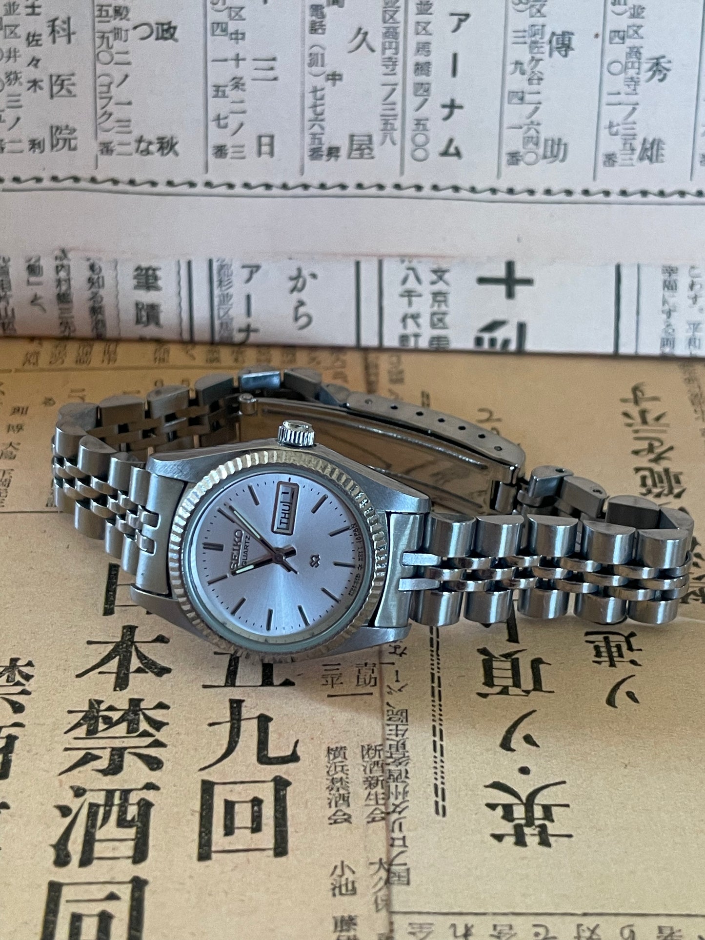 Seiko Ladies Quartz Silver - 3Y03-0151-T Silver