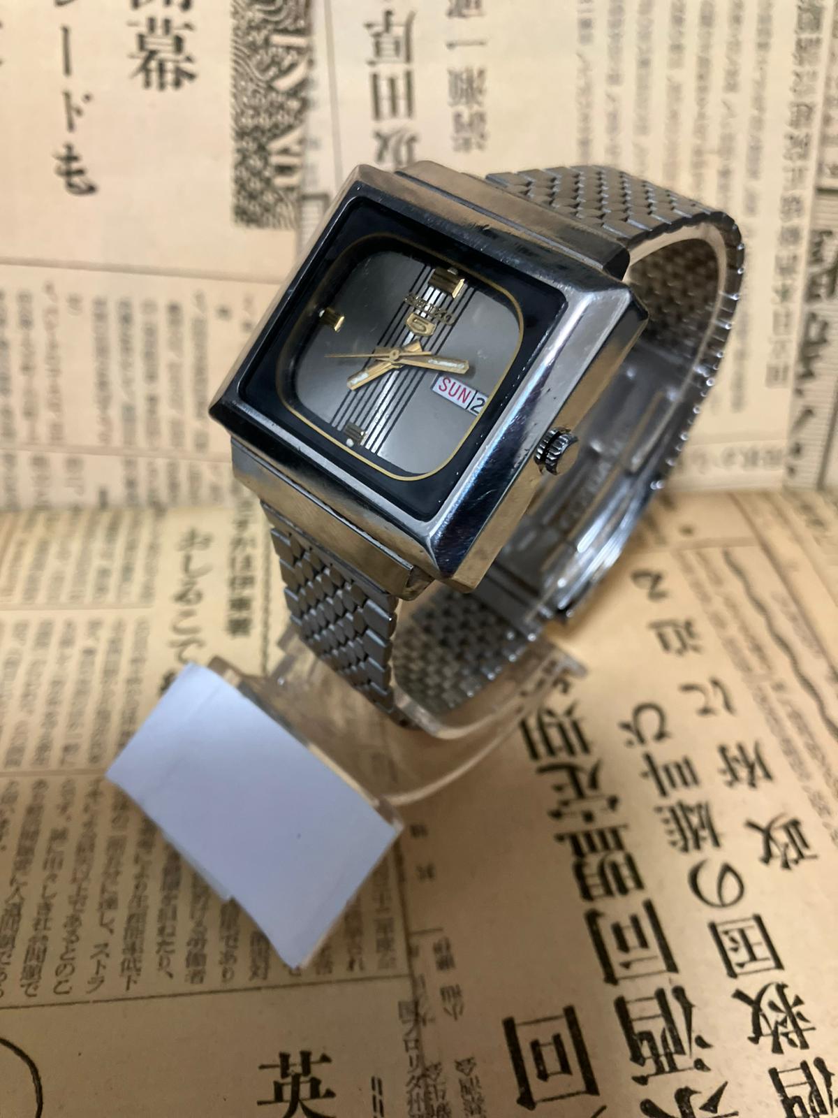 Seiko 5 - 6309 Silver/Black TV Case (1984)