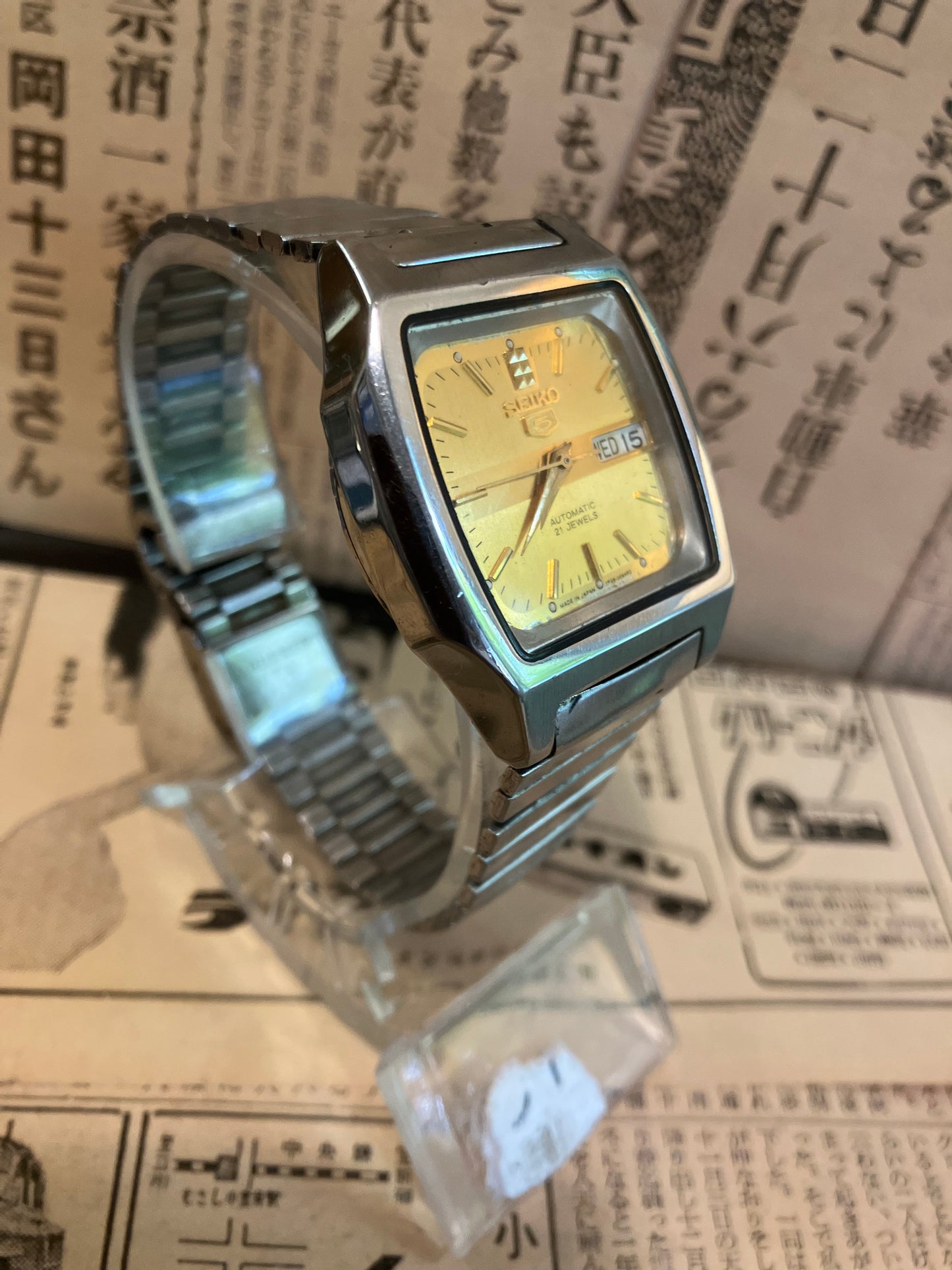 Seiko 5 - 7S26 Gold TV Case (1997)