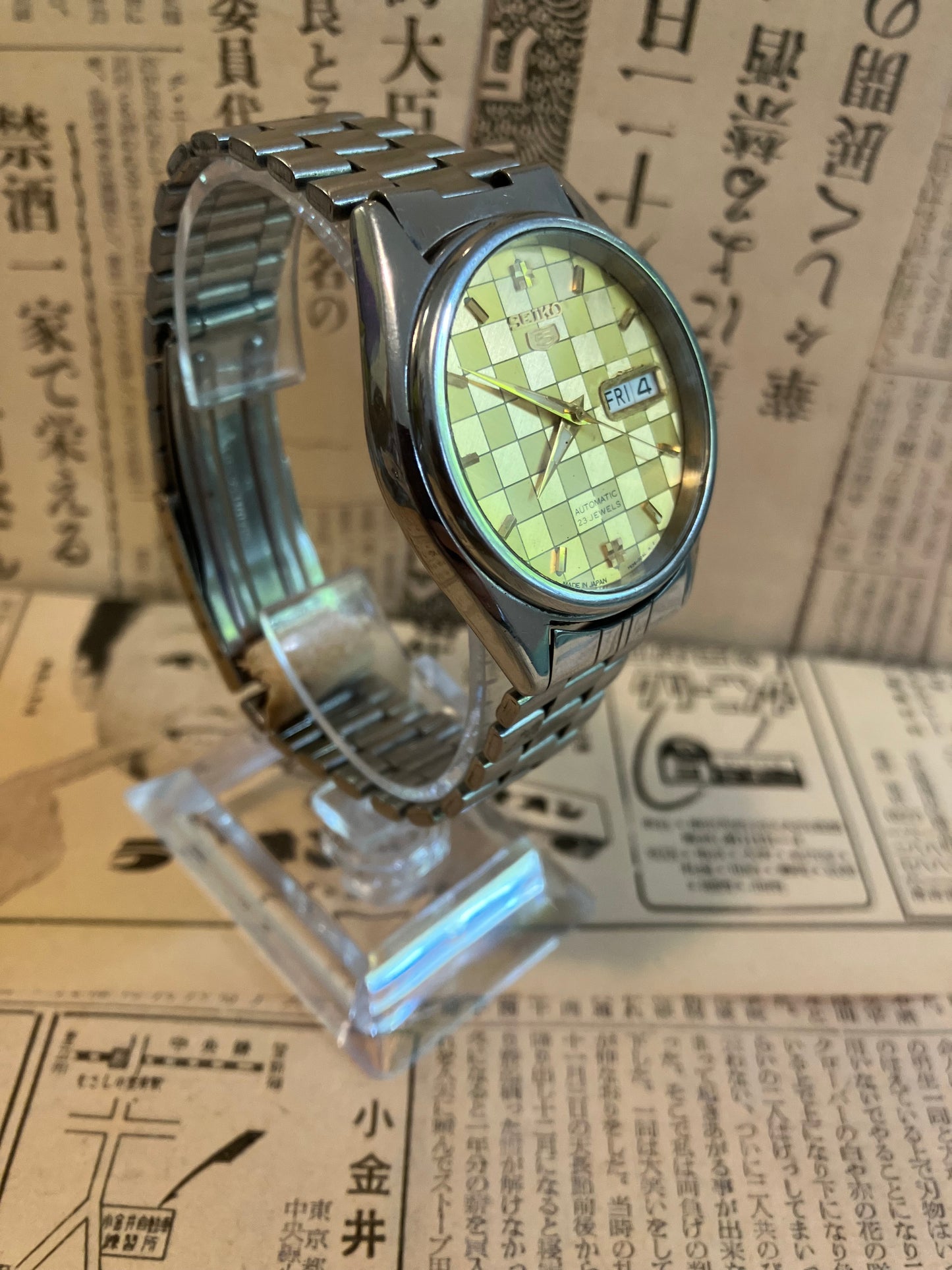Seiko 5 - 7S36 Gold chequer (2004)