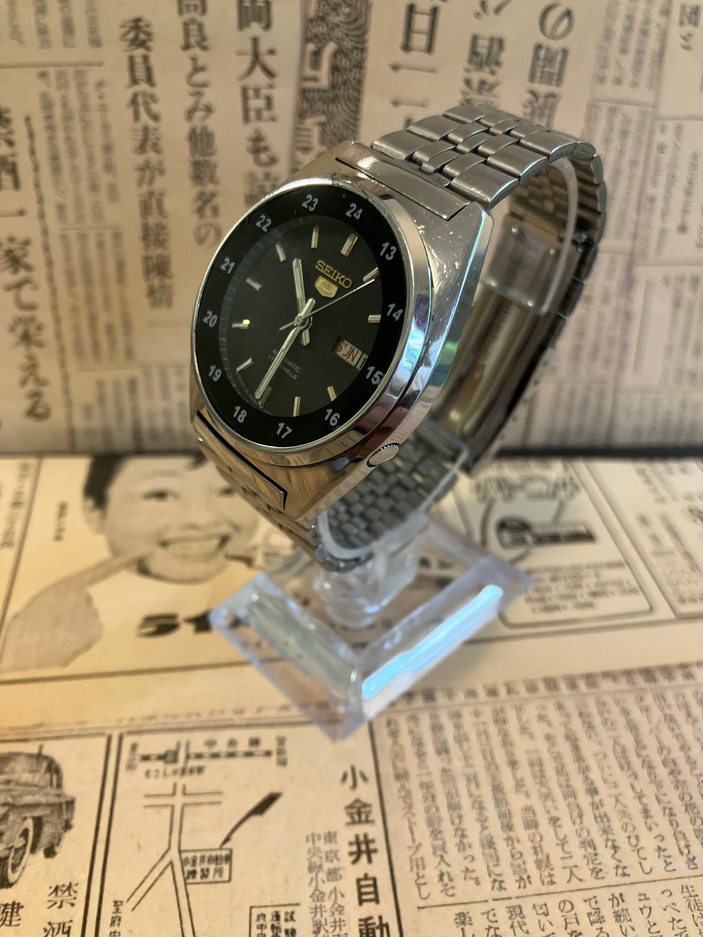 Seiko 5 - 7009 'Railway Time' Black (1988)