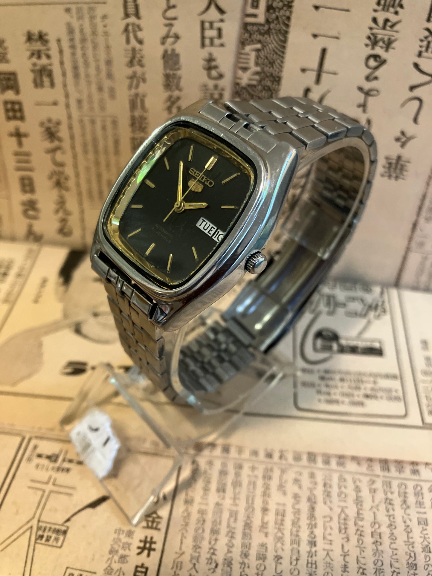 Seiko 5 - 6319 Black TV Case (1984)