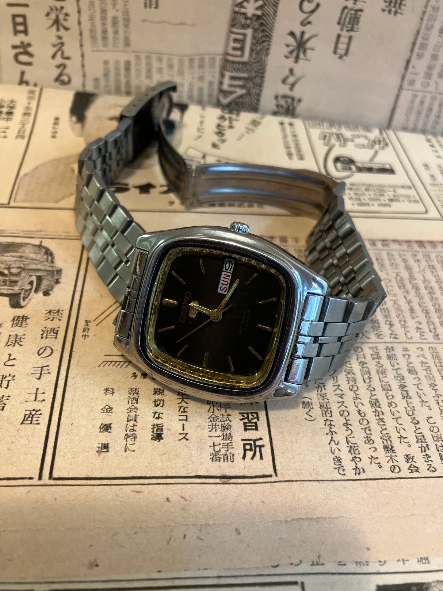 Seiko 5 - 6319 Black TV Case (1984)