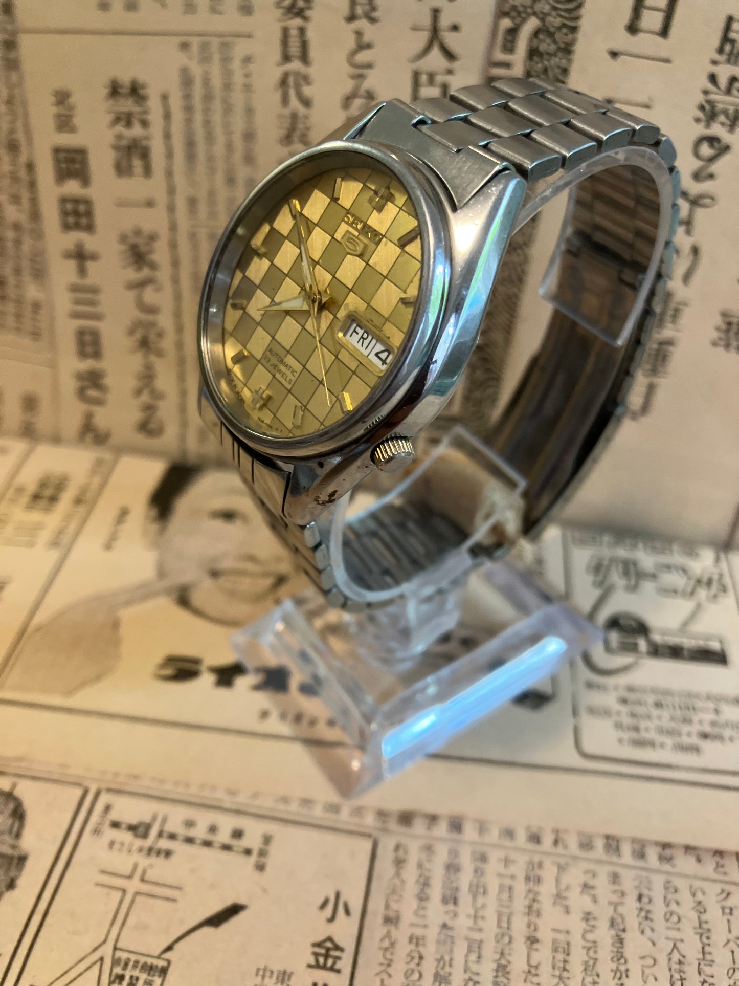 Seiko 5 - 7S36 Gold chequer (2004)