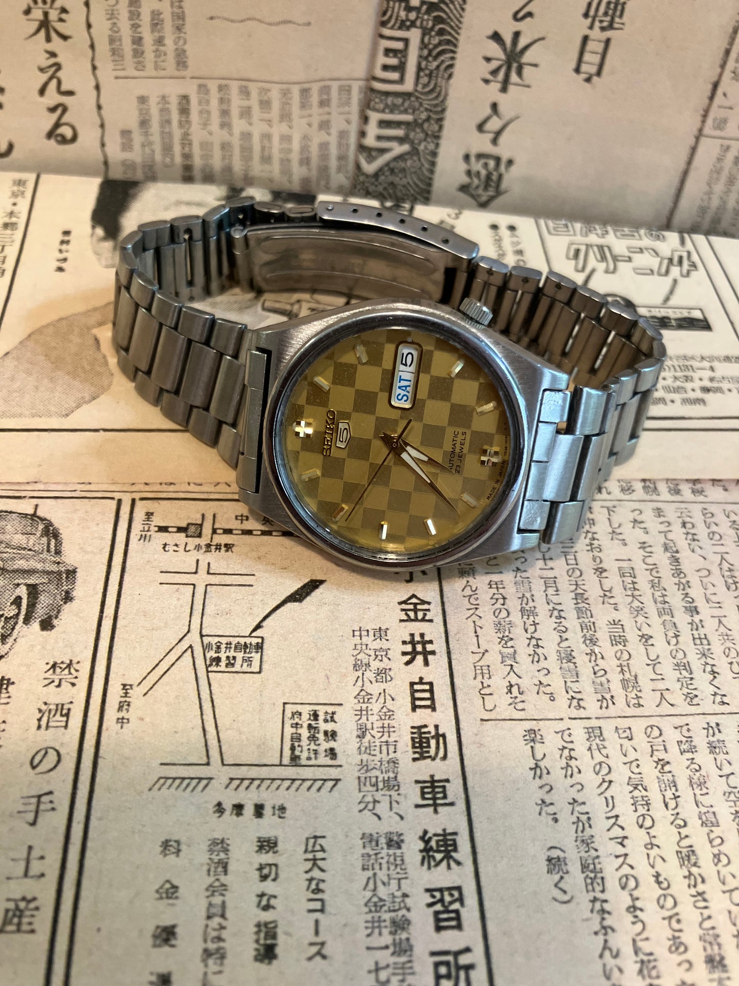 Seiko 5 - 7S36 Gold chequer (2006)