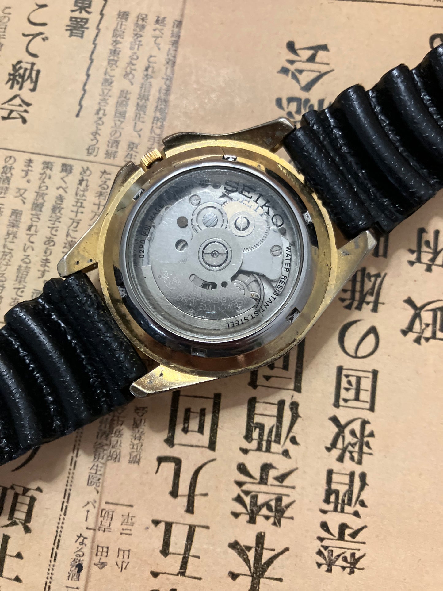 Seiko 5 Sports - 7S36-00Y0 Black/Gold (1997)