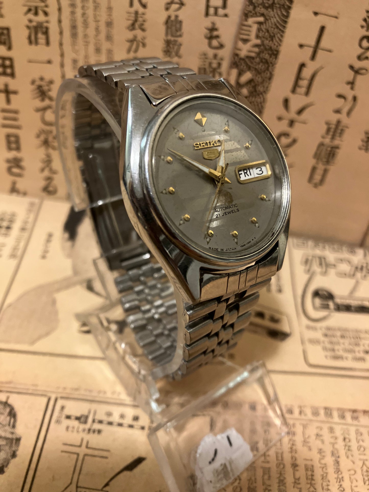 Seiko 5 - 7S26 Silver sphere (1997)