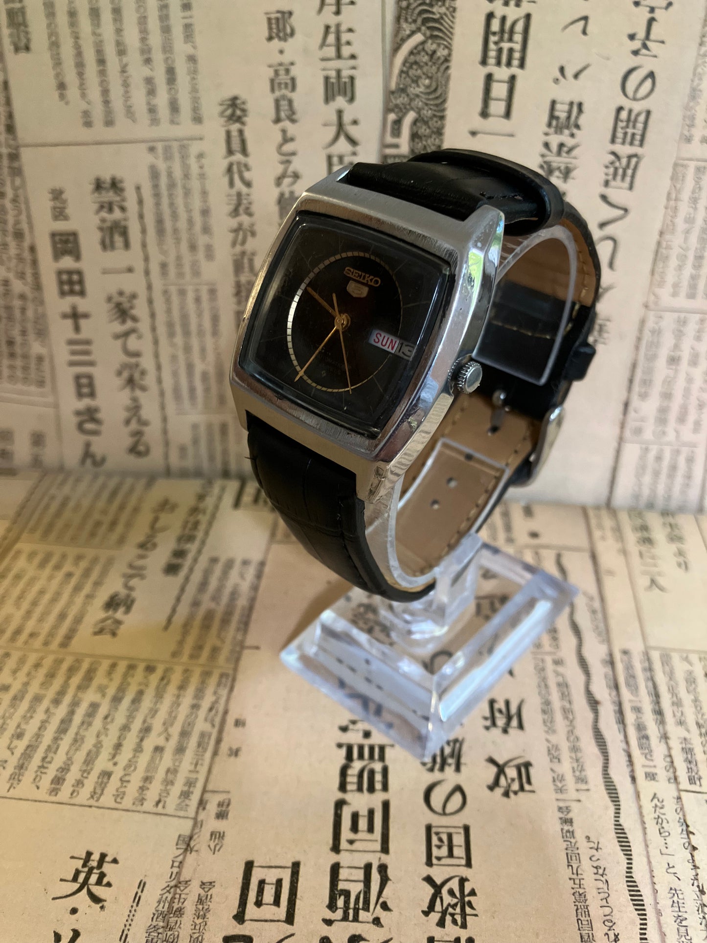 Seiko 5 - 6319 Blue TV Case (1977)