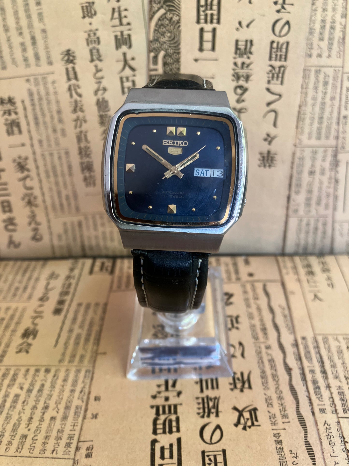 Seiko 5 - 7009 Blue TV Case (1977)