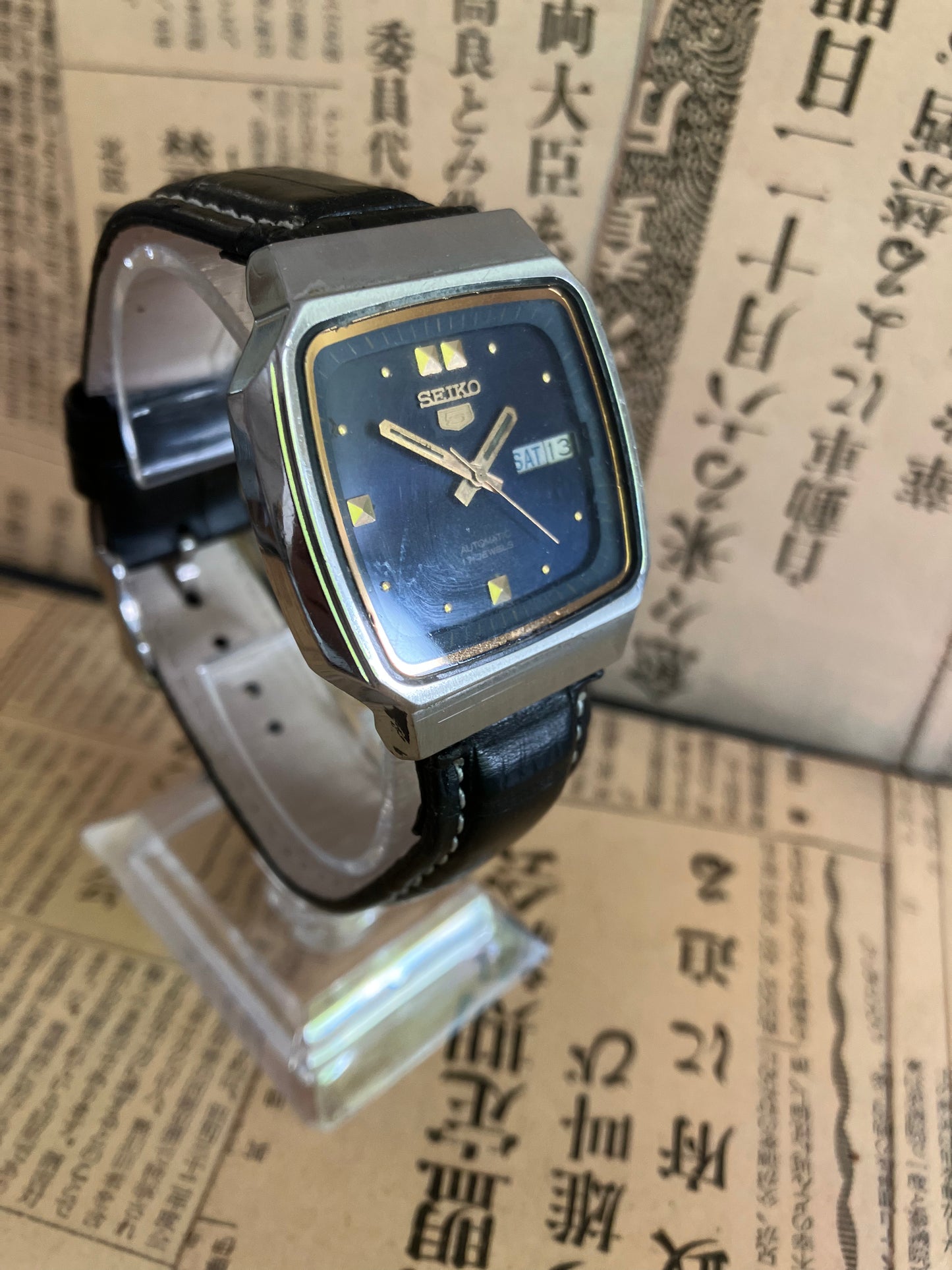 Seiko 5 - 7009 Blue TV Case (1977)