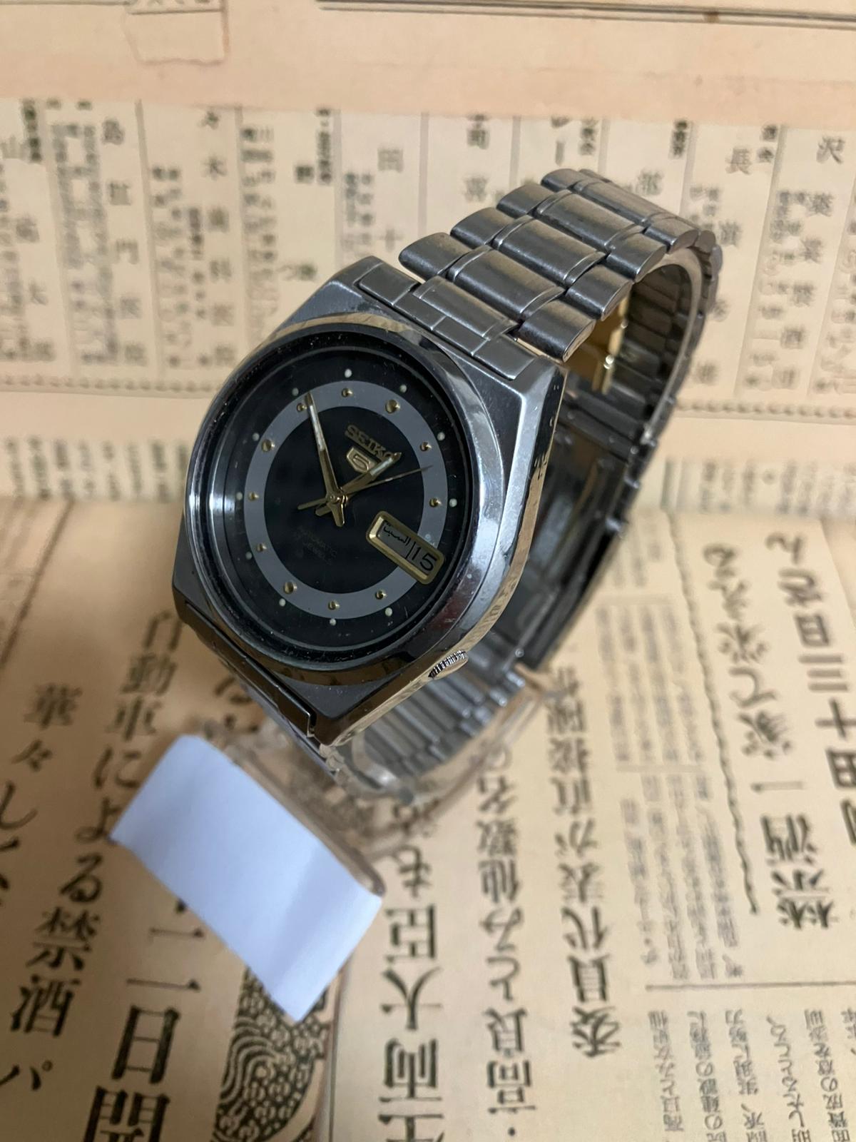 Seiko 5 - 7009 Black/Grey (1988)