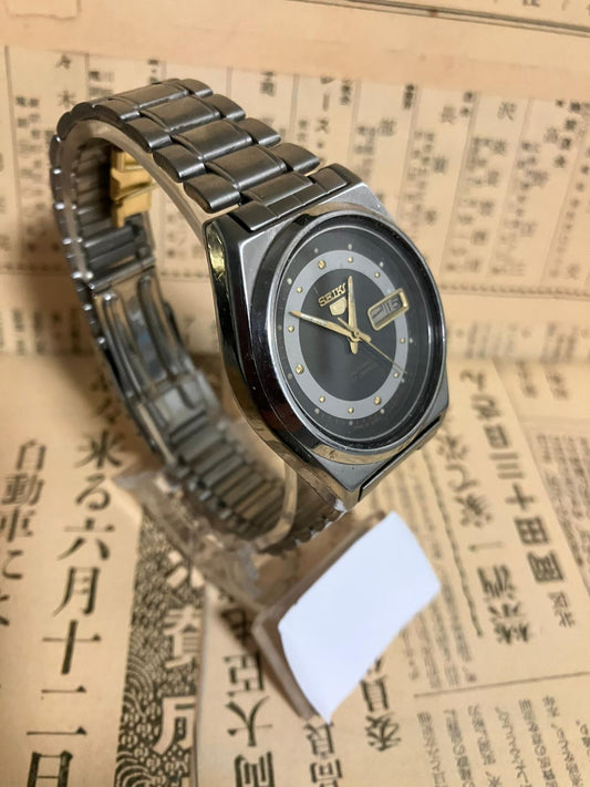Seiko 5 - 7009 Black/Grey (1988)